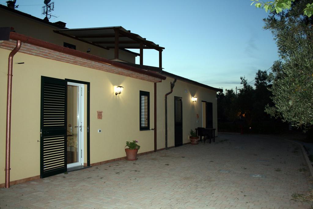 Agriturismo Le Quadrelle Villa บิบโบนา ภายนอก รูปภาพ